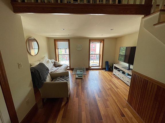 5th image of 432 Broadway APT 25