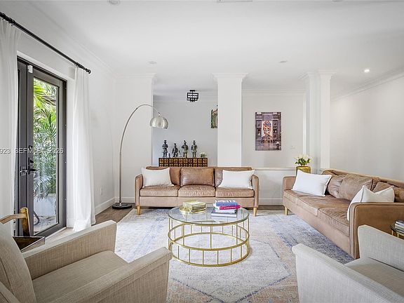 4th image of 12510 Ramiro St