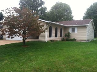 103 Ridge Ln, Columbia, IL 62236