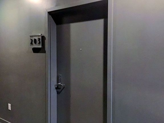 4th image of 252 9th St #203