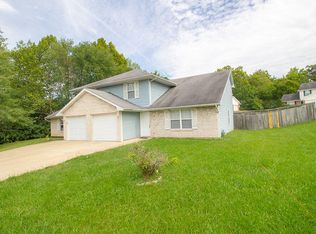 5561 Pinehurst Ln, Columbia, MO 65202