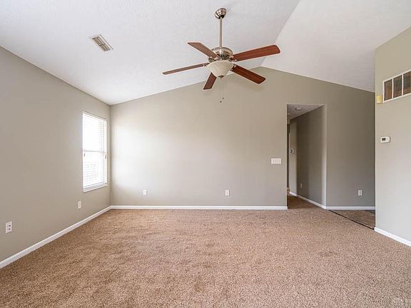 5th image of 4422 Softwood Ln