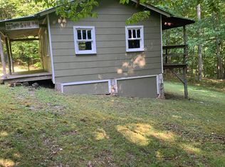 1925 Freezeland Mountain Rd, Hinton, WV 25951