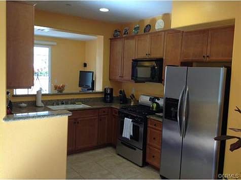 5th image of 27506 Hazelhurst St Unit 2
