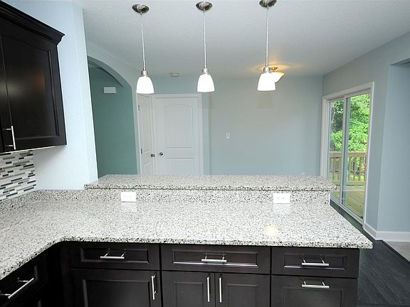 4th image of 3734 Karlin Ave