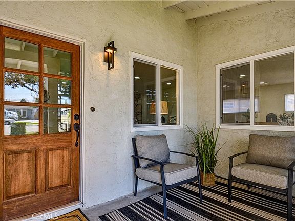 5th image of 9563 Greening Ave