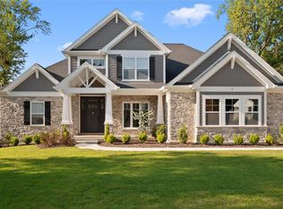 2 Pricemont Dr, Saint Louis, MO