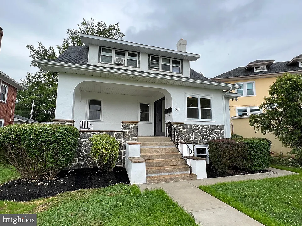 741 Main St