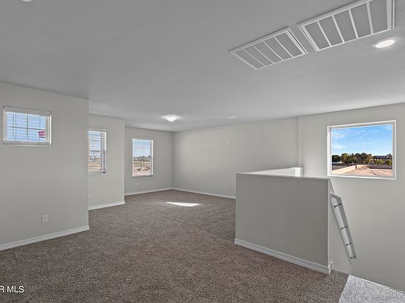 5th image of 1601 Tony Harper St