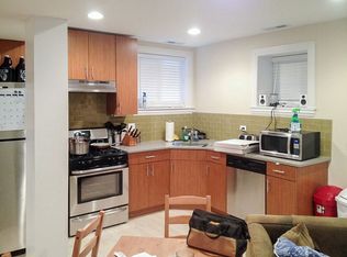 3711 N Wilton Ave #G, Chicago, IL 60613