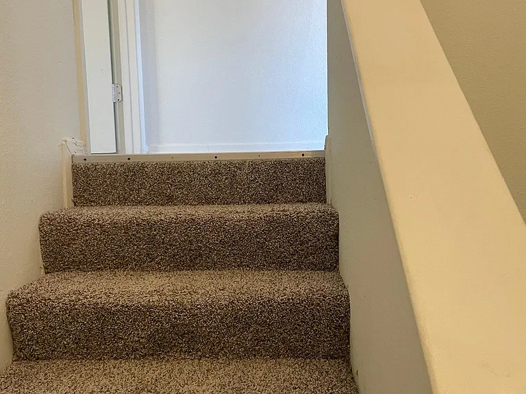 109 W Mockingbird Ln #4 — Photo 8