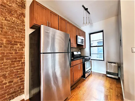 Rented by Voro New York | media 13