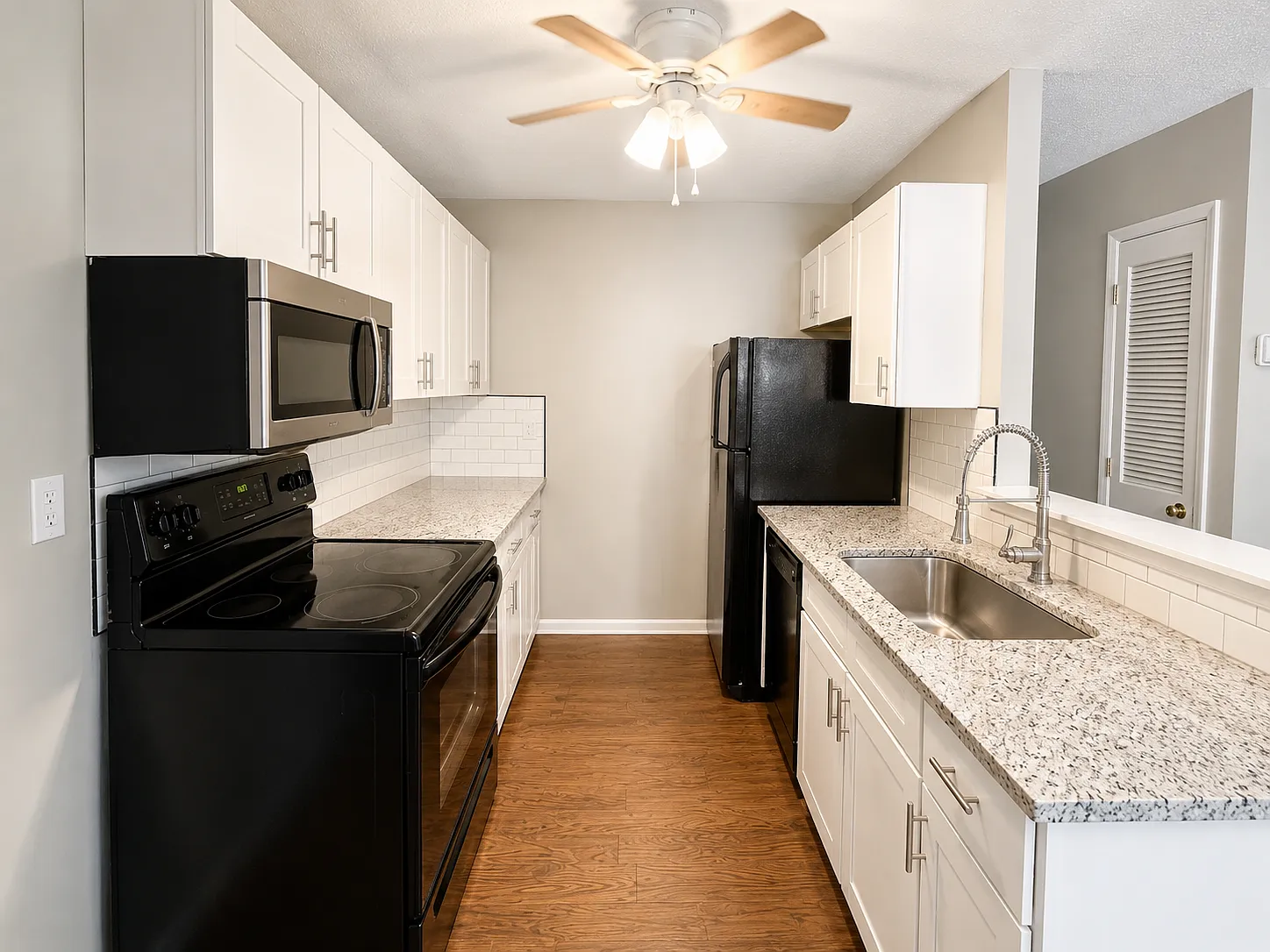 1 bed, 783 sqft, $1,049 — Photo 3