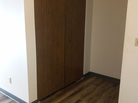 3rd image of 817-821 36th Ave S #821-11