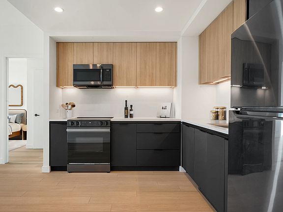3rd image of 11 Ocean Pkwy #509