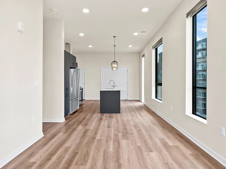 River Place Lofts — Photo 98