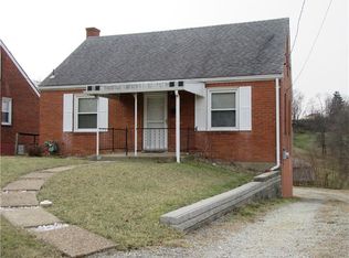 2709 Glenny Ln, West Mifflin, PA 15122