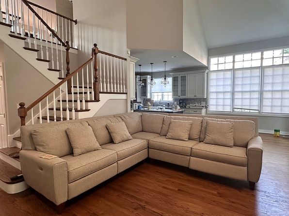 1685 Cornell Ct