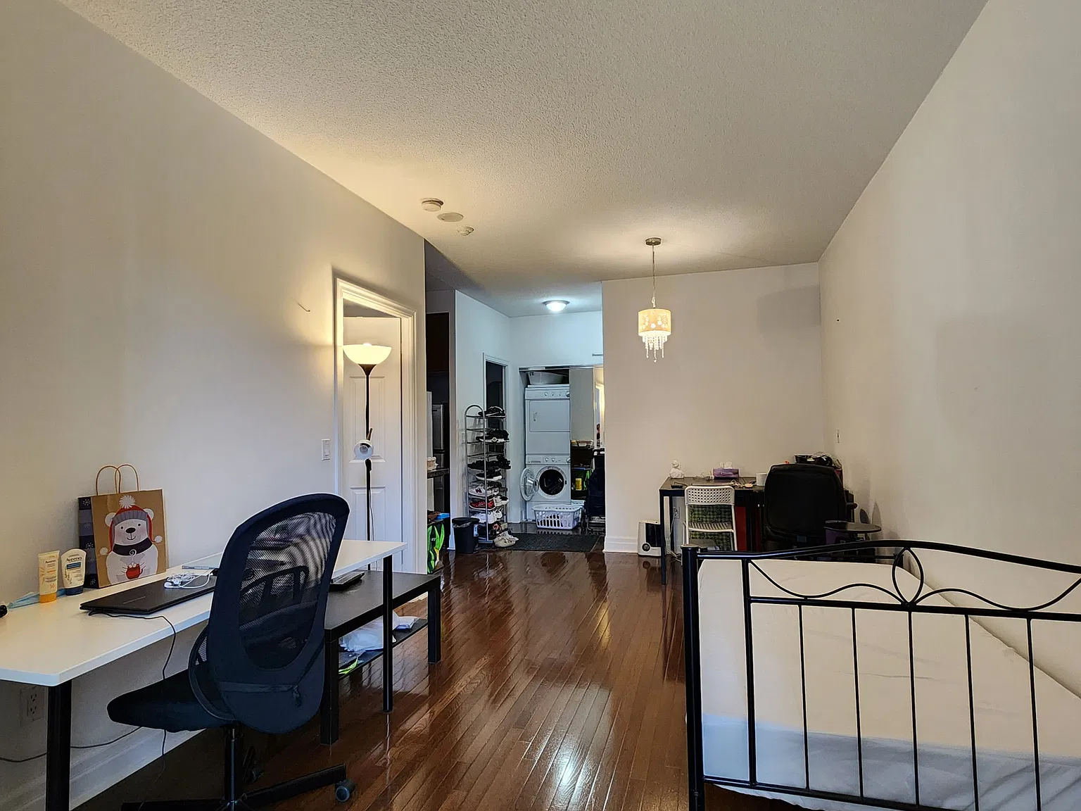 1 bed, $2,400 — Photo 4