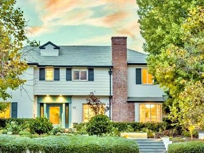 543 Moreno Ave, Los Angeles, CA, 90049
