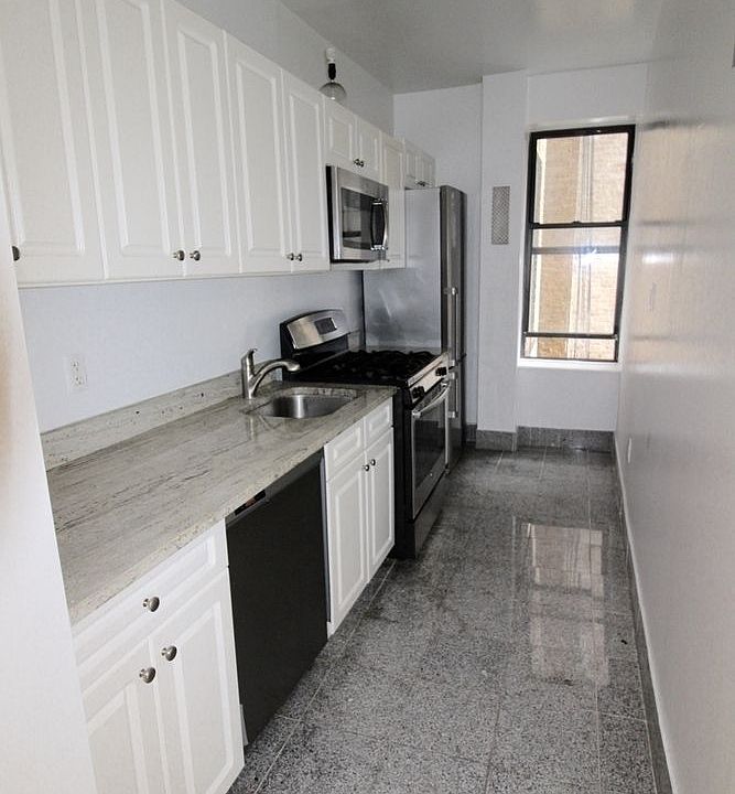 1st image of 66 Saint Nicholas Pl APT A46