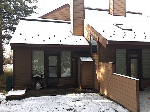 3rd image of 1607 Davis Ave Unit 61