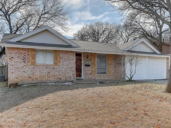 3rd image of 1035 Meadowbrook Dr