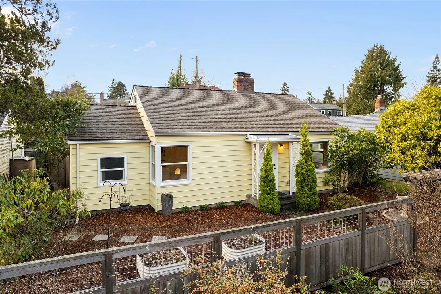 8625 35th Avenue SW photo 1