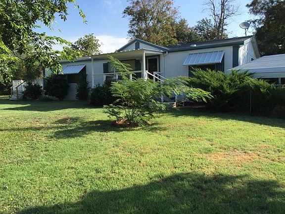 2nd image of 802 Skylark Dr