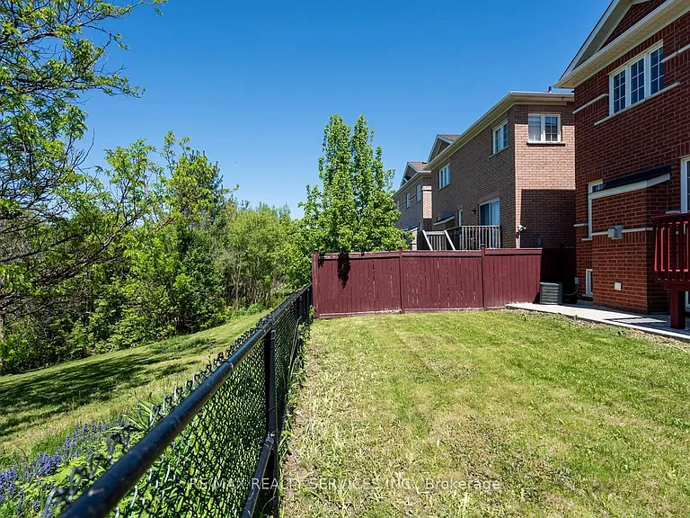 85 Williamson Dr — Photo 29