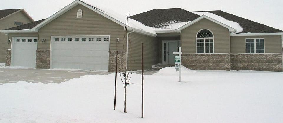 1st image of 2365 44th Ave S