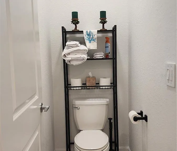 8146 Saint Kitts Cir — Photo 15