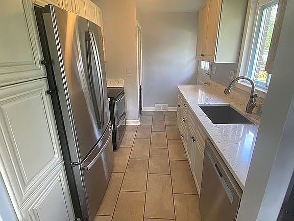2nd image of 3240 Dye Dr