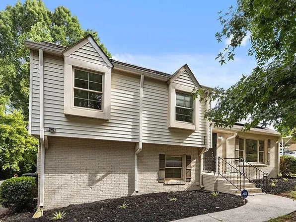 (undisclosed Address), Charlotte, NC 28217