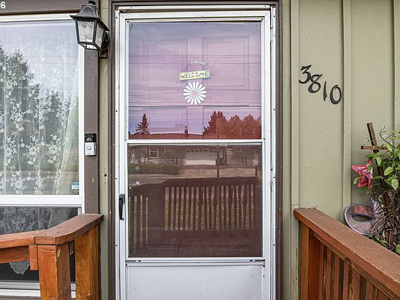 4th image of 3810 Elmira Rd