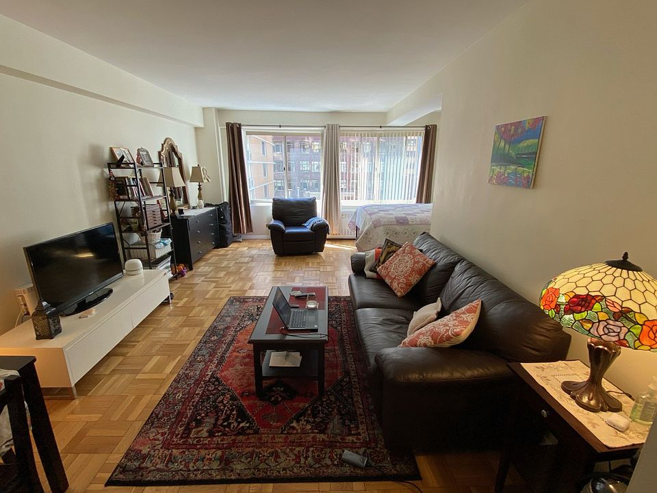1st image of 225 E 46th St APT 9G
