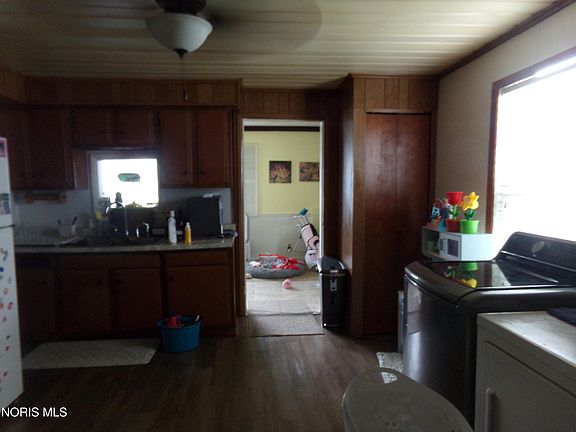 5th image of 1734 Pool St