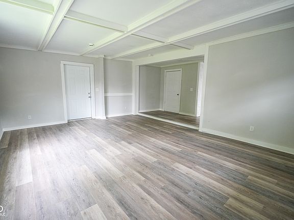 5th image of 2417 Pearl St