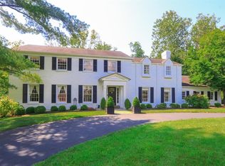 8015 Peregrine Ln, Cincinnati, OH 45243