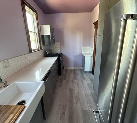 2nd image of 2032 L St