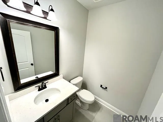 9958 Stratford Dr — Photo 6