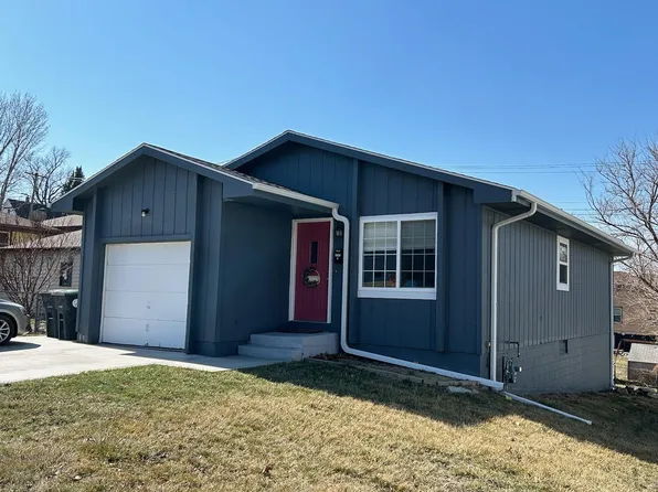 2232 S 42nd St, Omaha, NE 68105