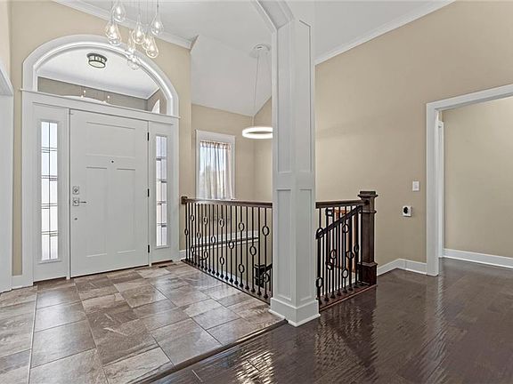 4th image of 4816 SW Marguerite St