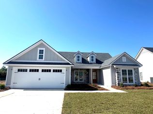 156 Audrey Ln, Hahira, GA 31632