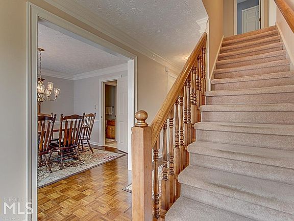 2nd image of 125 Courtland Dr
