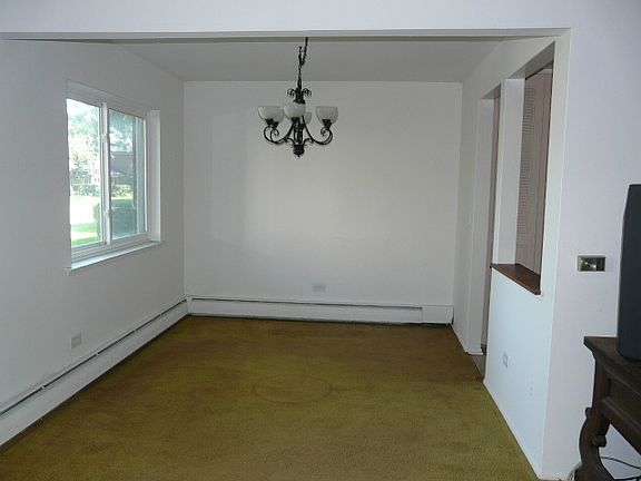 4th image of 2405 E Brandenberry Ct APT 1F