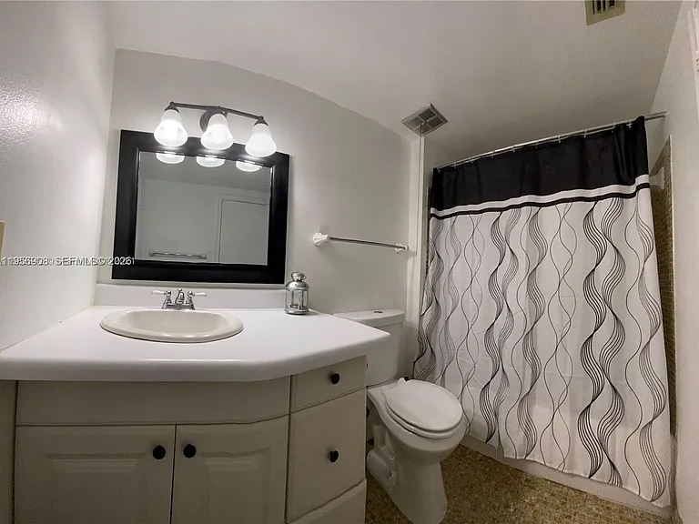 7900 Camino Cir #403 — Photo 12
