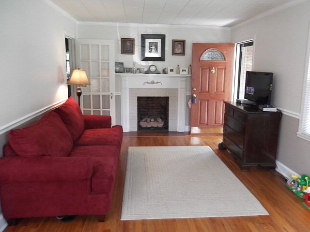 1st image of 109 Lupo Dr