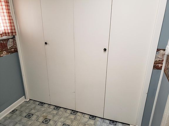 3rd image of 433 Wendel Ave