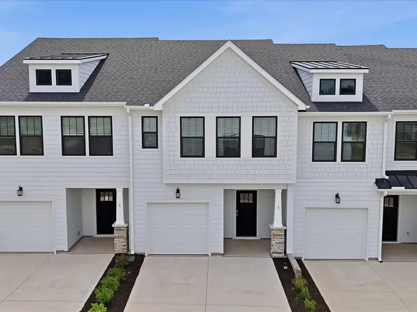 3 Hagen Ln, Simpsonville, SC 29681